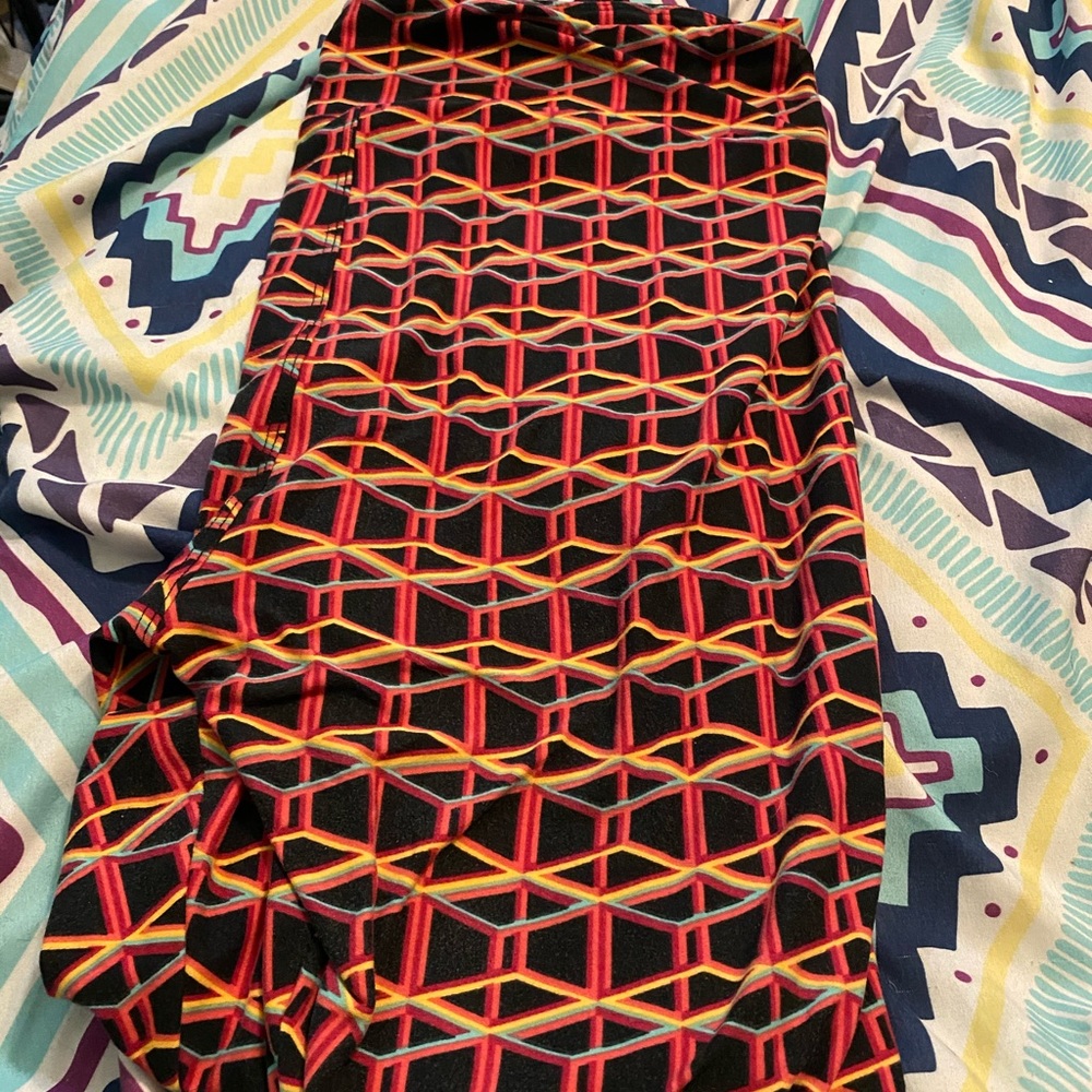 Lularoe Geometric Leggings TC